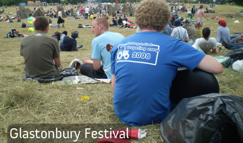 Glastonbury Festival มีทีมกำจัดและแยกแยะขยะแล้วด้วย
