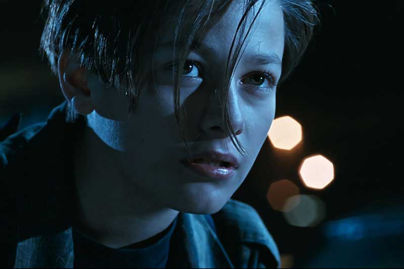 เอ็ดเวิร์ด เฟอร์ลอง กับบท จอห์น คอนเนอร์ ในหนัง Terminator 2