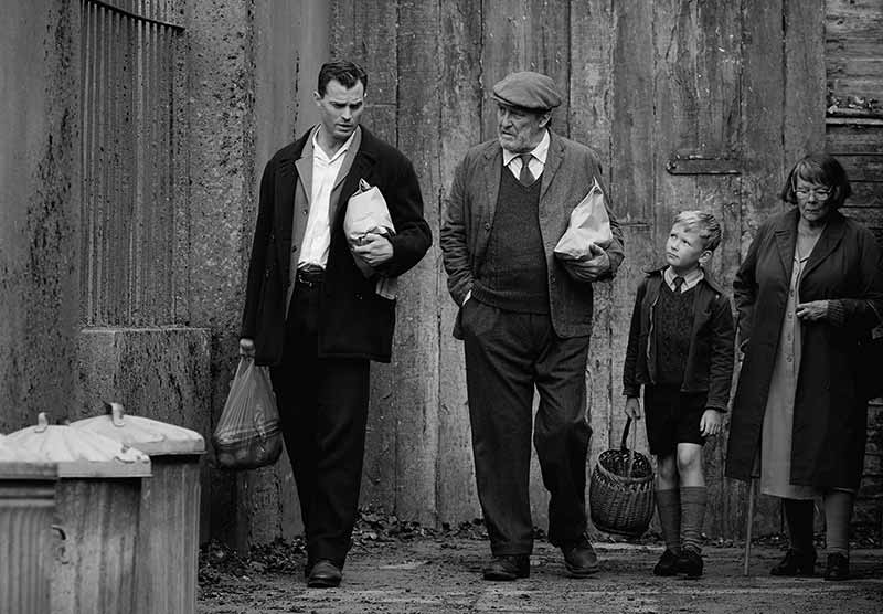 ครอบครัวตัวเดินเรื่องในหนังที่เข้าชิง 7 ออสการ์อย่าง Belfast