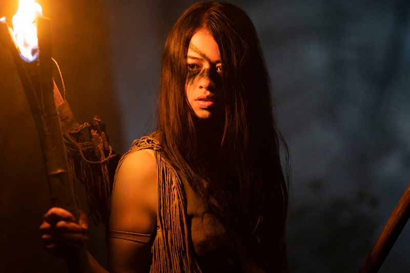 Amber Midthunder ผู้สวมบทบาทเป็น นารู สาวเผ่าอินเดียนในหนัง 'Prey'