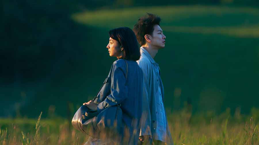 Hikari Mitsushima และ Takeru Satoh สองนักแสดงนำในซีรีส์ First Love